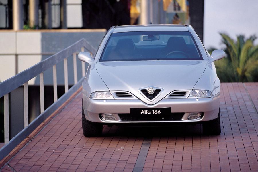  Alfa Romeo 166 (936) 1998 года  (фото 69 из 73)